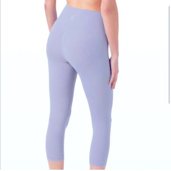 NWOT! Lululemon 🍋 Wunder Under High-Rise Crop 21” Leggjng - Purple/Lavender - Picture 1 of 7